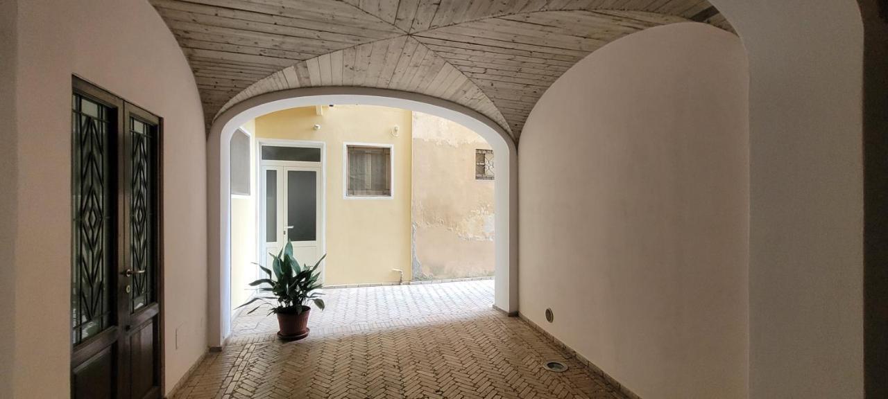 Appartement Mandello Riva Granda à Mandello del Lario Extérieur photo